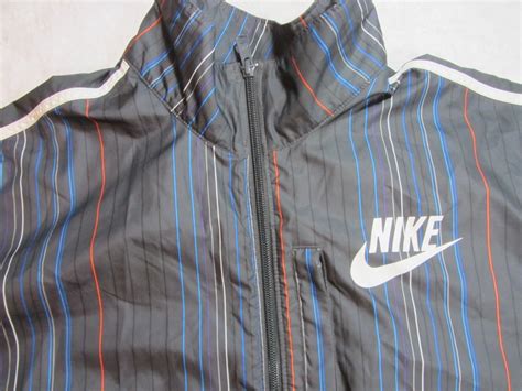 Vintage Nike NSW Down